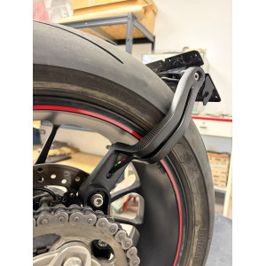 Supporto Targa Basso in carbonio per targa Americana e Giapponese Ducati Streetfighter V4
