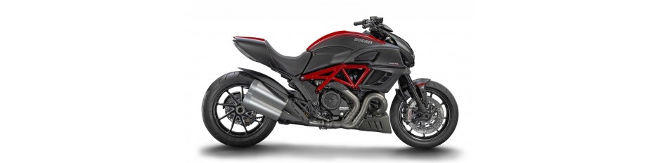 Carene in carbonio e accessori moto per Ducati Diavel 2011 / 2017